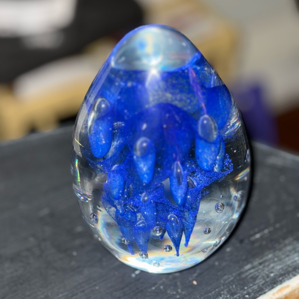 Clear Glass Art Sculpture Egg shaped Glass paperweight blue jellyfish